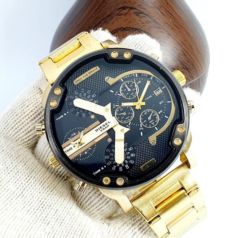Jam tangan pria diesel