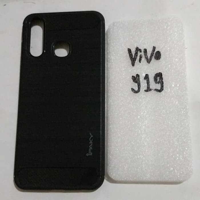 VIVO Y19 softcase ipaky silikon karet hitam mantap