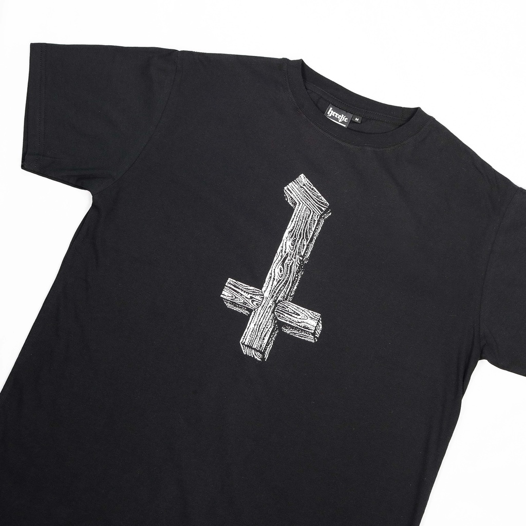 Heretic - T-Shirt - Wood