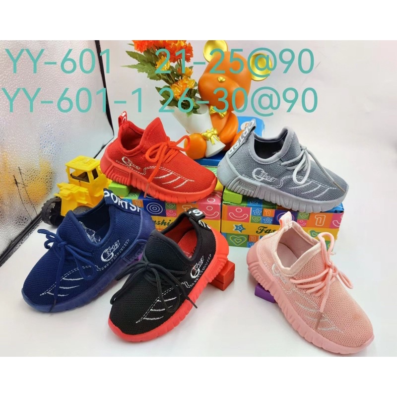 SEPATU SNEAKERS ANAK