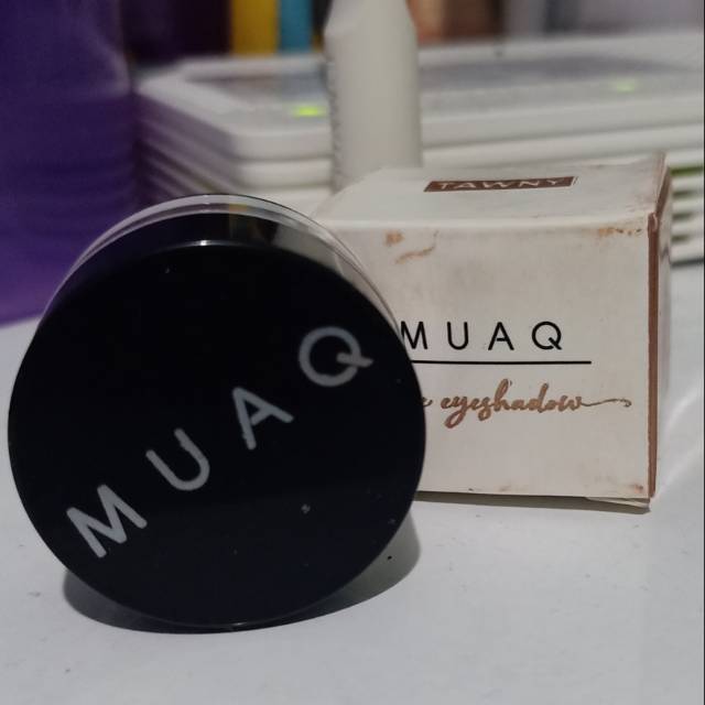 MUAQ LOOSE EYESHADOW(preloved)