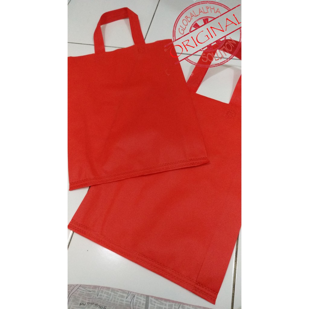 

Tas Belanja Kain / Spunbound / Goodie Bag / Kantong Belanja Uk 30x40x8 Polos Warna Warni