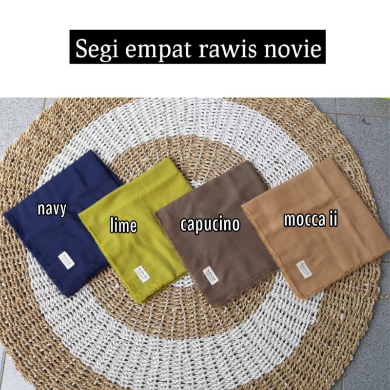 HIJAB SEGI EMPAT NOVIE RAWIS