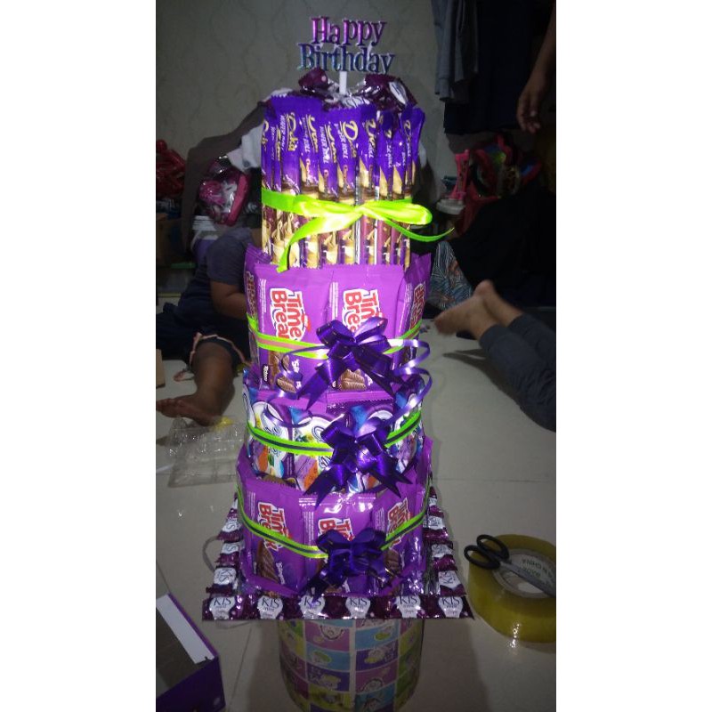 snack buket ungu/ cake snack ungu