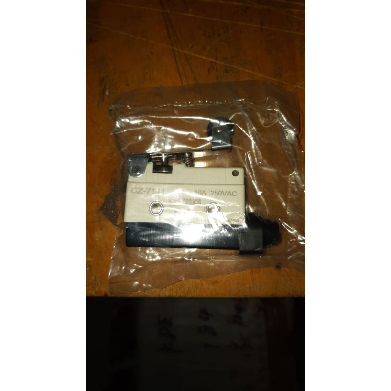 

shemscolimitswitchcz7141