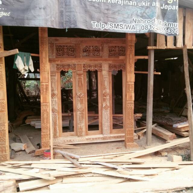 Kusen pintu jendela  Gebyok  ukir
