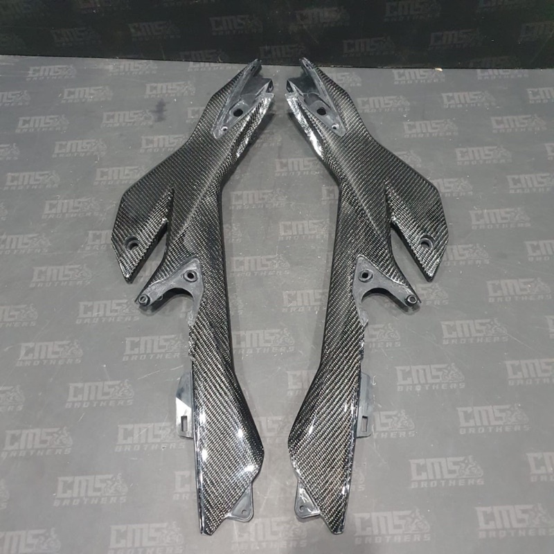 Cover Sambungan Body Kiri Kanan Part Original Honda CBR 150 2021 K45R Carbon Kevlar