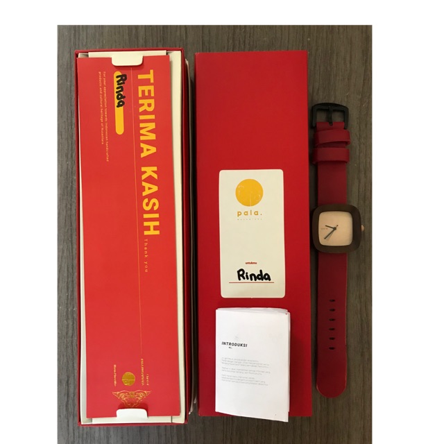 Preloved jam tangan kayu pala nusantara