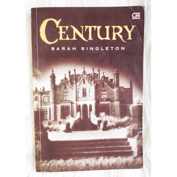 Century karya Sarah Singleton
