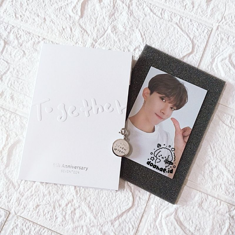 SEVENTEEN 6TH ANNIVERSARY MERCH - PENDANT DK DOKYEOM
