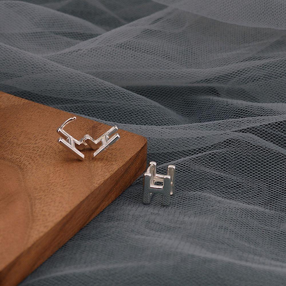 Agustina Huruf H Anting Untuk Wanita Geometris Chic Huruf Hadiah Pesta Temperamen Gadis Bulat Telinga Gesper