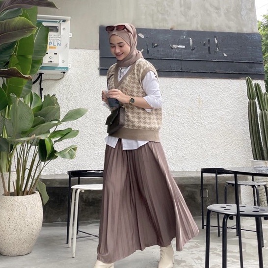 Jennie Vest knit / Houndstooth Vest Knit / Jennie Vest Rajut /  Rompi korea Rompi keren / Korean Vintage Knit-3