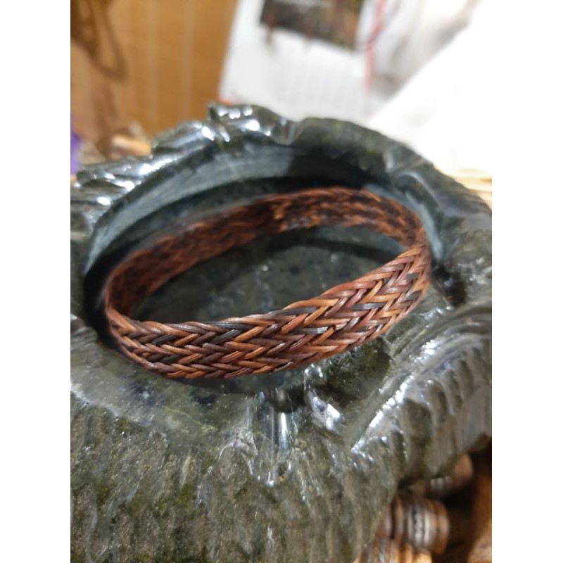 gelang simpai akar jangang khas suku dayak kalimantan