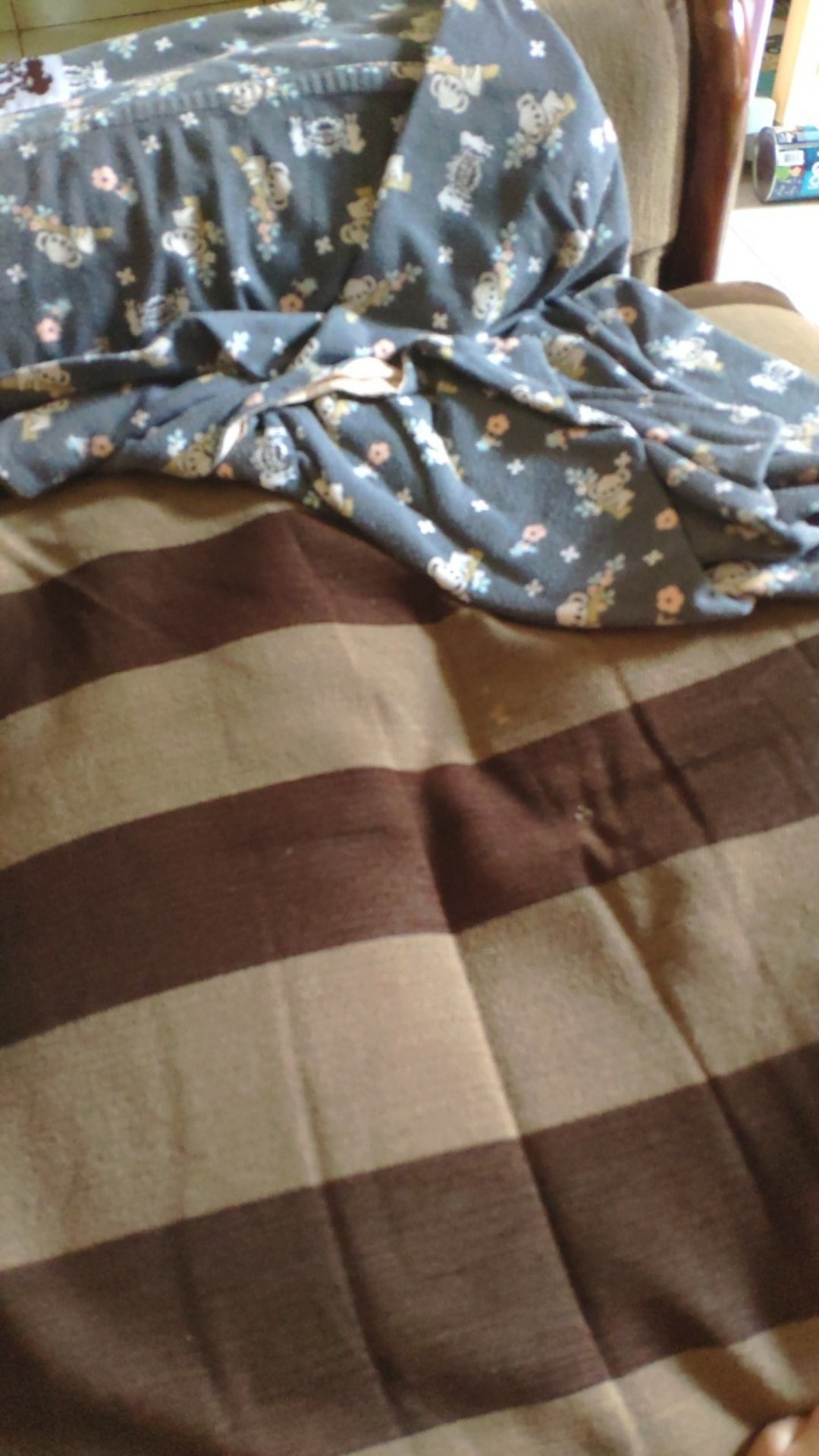 Thinwall 2000 Ml + Tutup Warna Biru Muda Merek Fim Harga 1 Roll Isi 25 Pcs