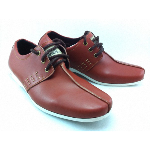 Sepatu pria country 60 DOFF merah maroon