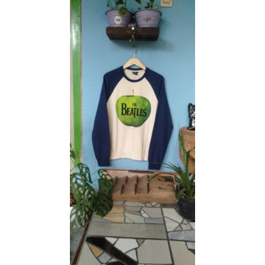 THE BEATLES CN sweater