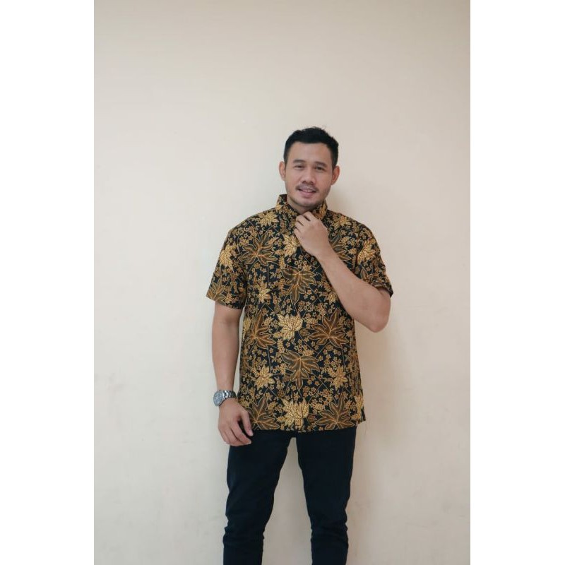 KEMEJA BATIK LENGAN PENDEK