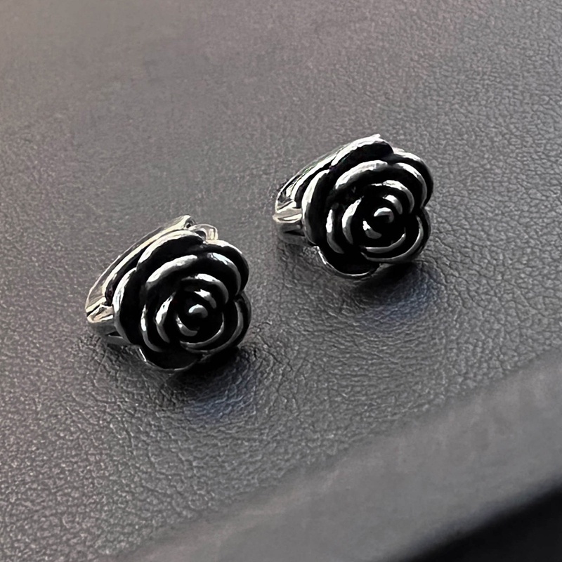 Anting Klip Desain Bunga Camellia Gaya Minimalis Untuk Wanita