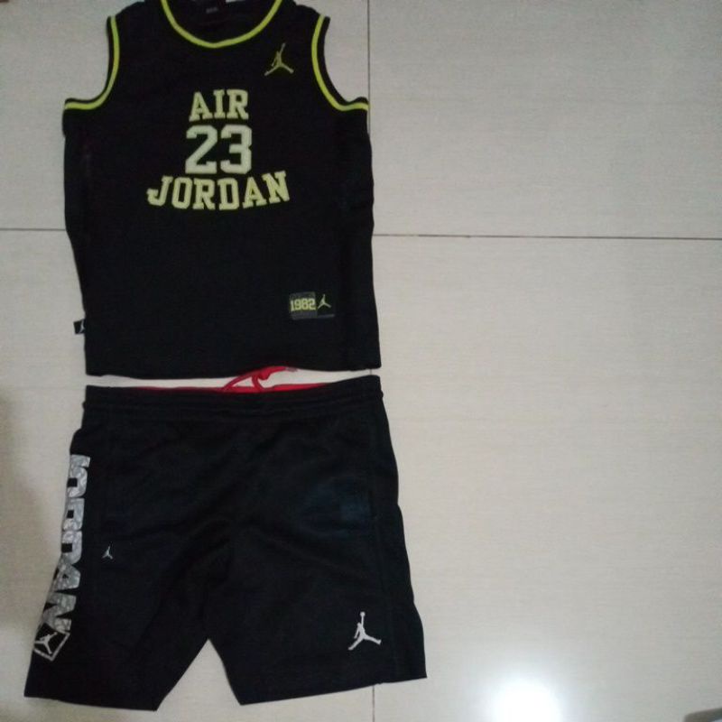 1 Set Air jordan kids preloved