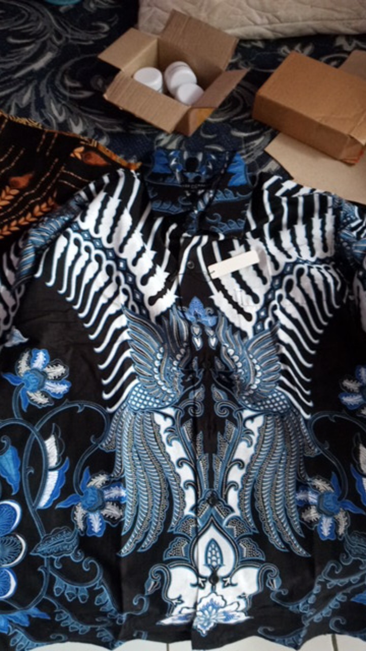 Kemeja Batik Slimfit Pria Cbl 1082