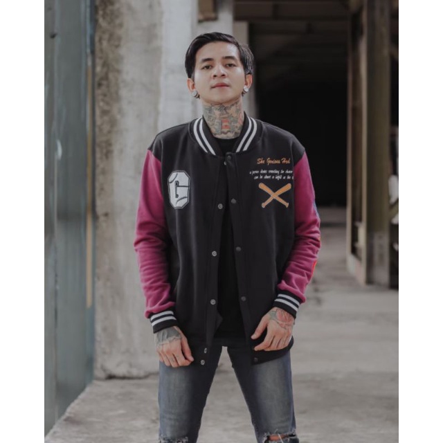 JAKET PRIA/ JAKET BASSEBALL VARSTY GENIUS
