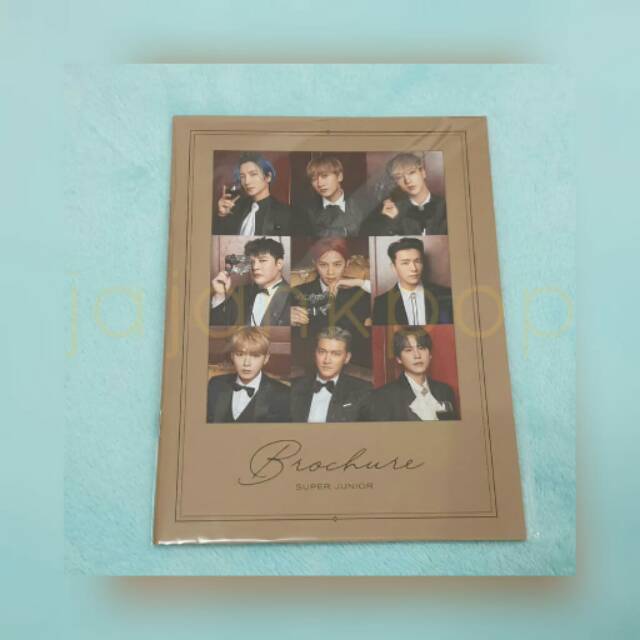 Super Junior Season's Greetings 2020 - Brochure