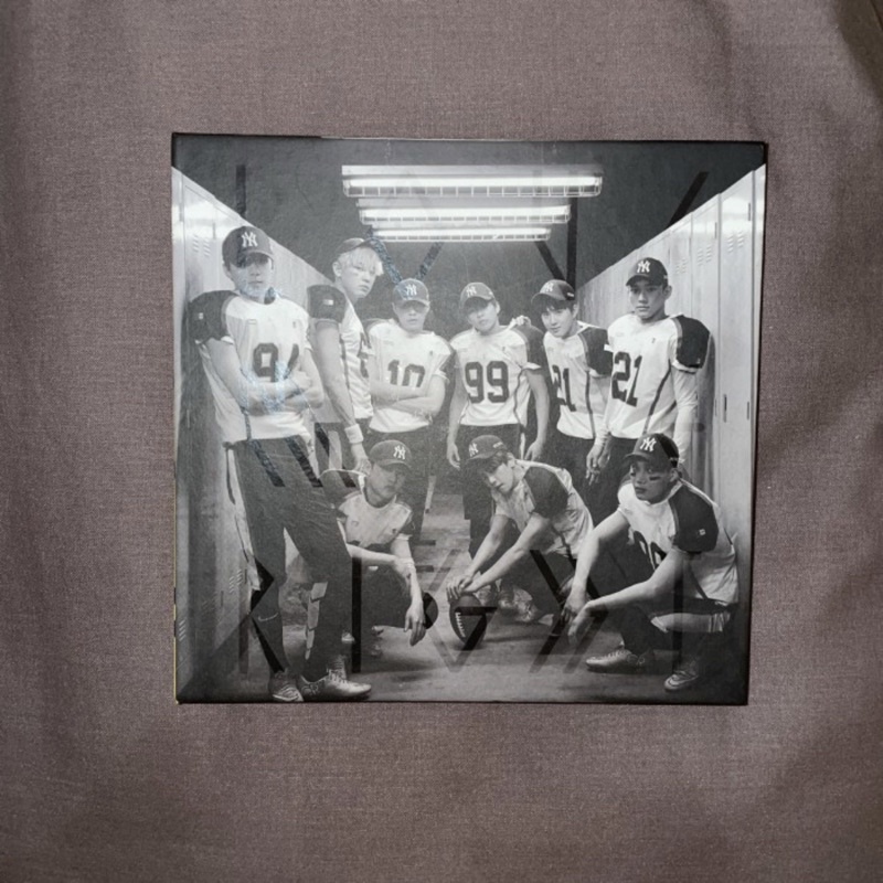 EXO 02 REPACKAGE [LOVE ME RIGHT]