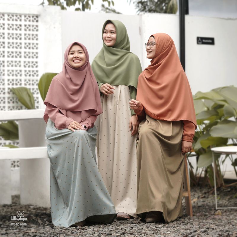 Hijab alila l Gamis Dotly Poti l gamis motif polkadot l kantoran office