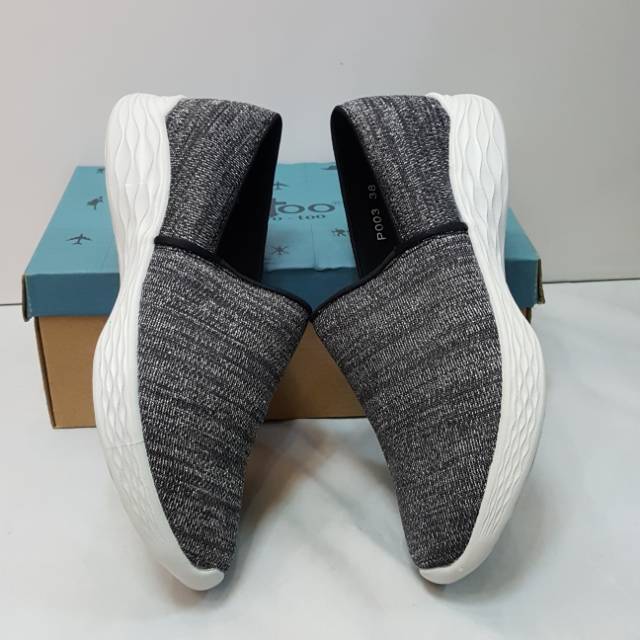 Sepatu sport t2too tersedia size