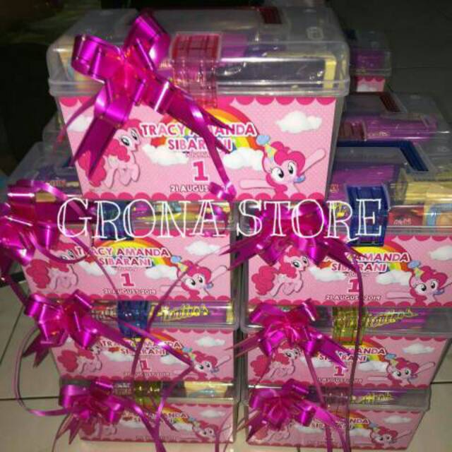 

Souvenir box dan paket snack ulang tahun murah