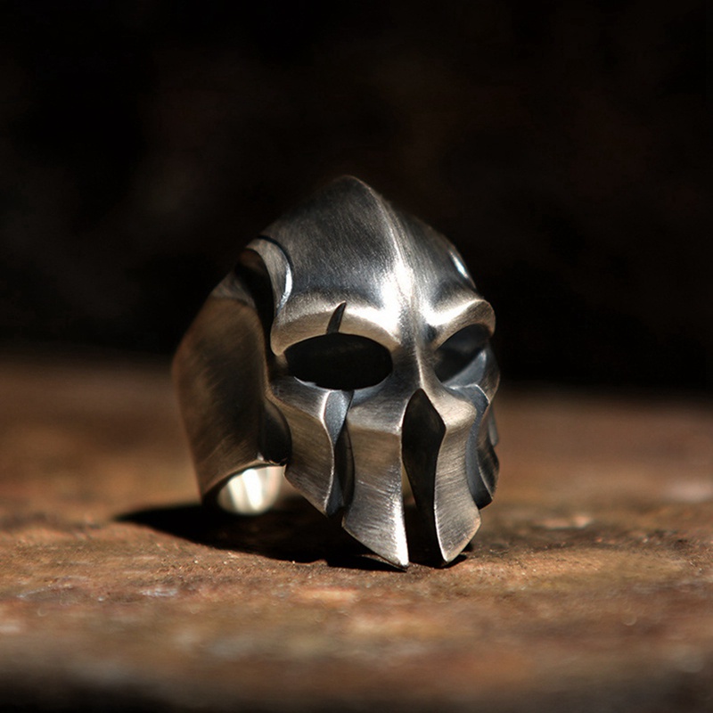 Fancyqube Cincin Desain Helm Masker Bahan Stainless Steel Gaya Gothic Punk Vintage Untuk Pria