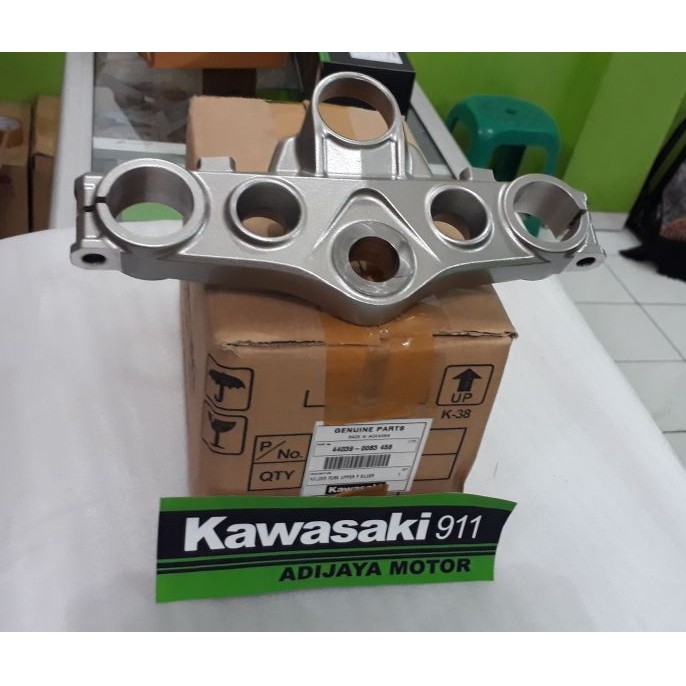 Segitiga Atas KLX S 150 - Original