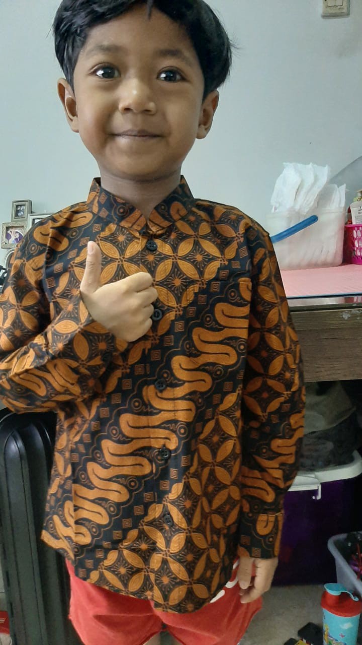Kemeja Batik Anak Warna Navy Oranye Model Slimfit