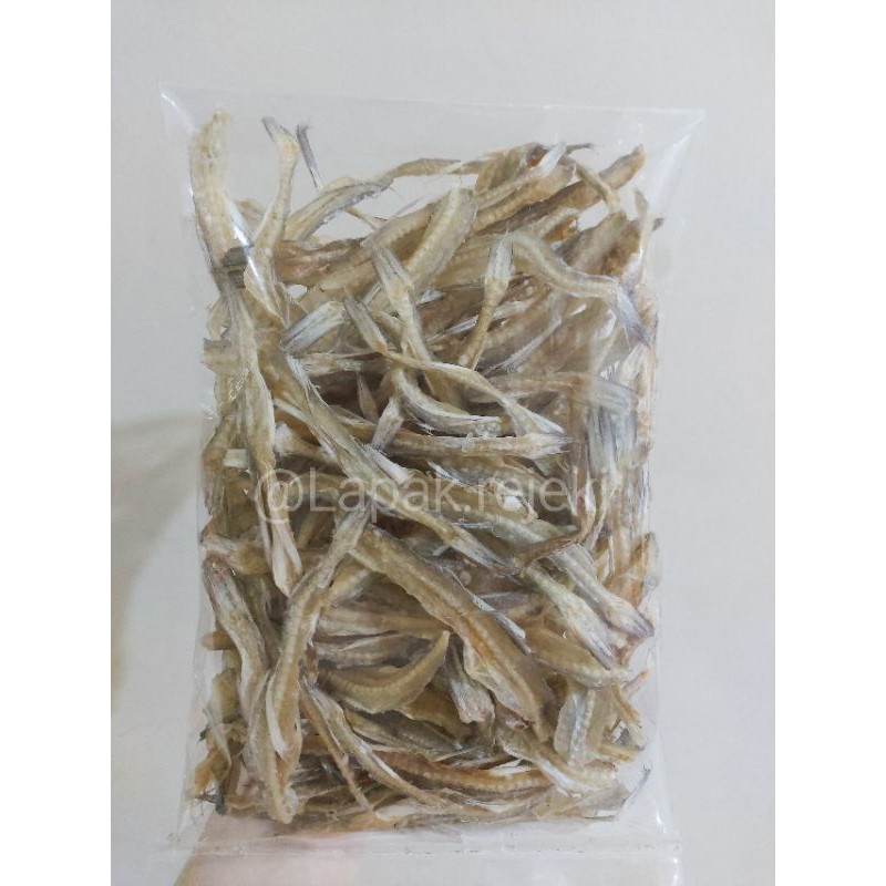 

Ikan Asin Sitting / Ikan Asin Tipis / Ikan Lumi Lumi / Lo Mi Kua Tidak Asin 165Gram