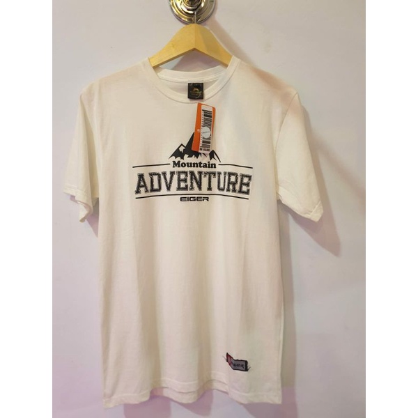 kaos distro adventure cotton combet30s / Bm ori