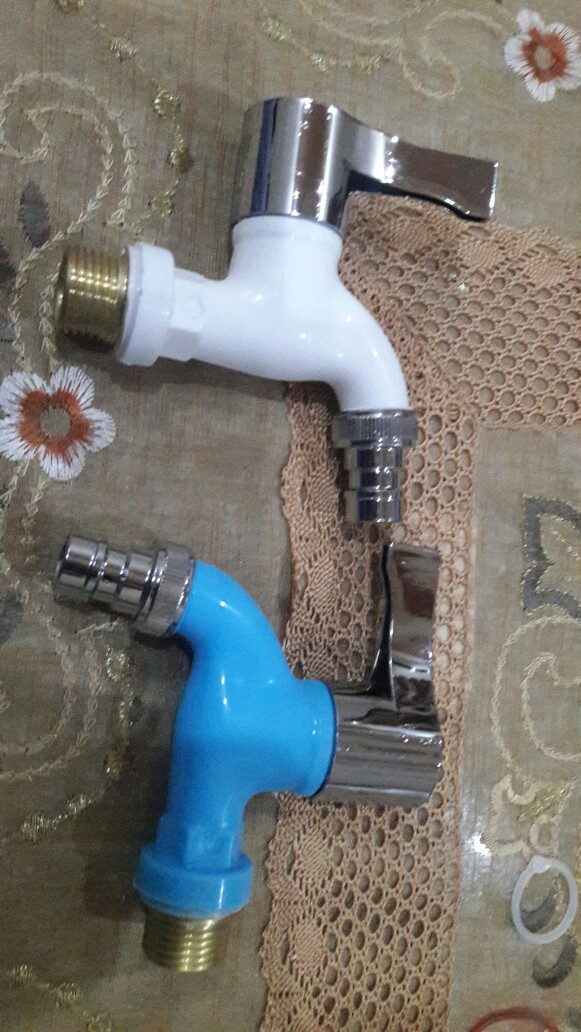 Keran Kran Air Tembok Kamar Mandi Plastik Transparan Model Sanho