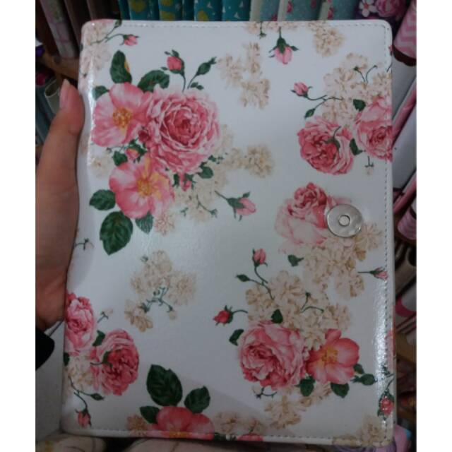 

BINDER VINTAGE 20 RING