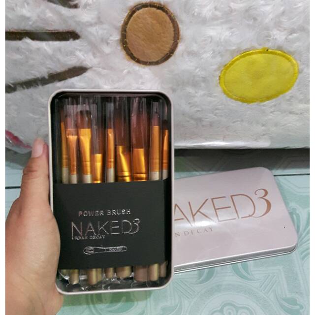 Kuas naked. alat makeup. kuas makeup