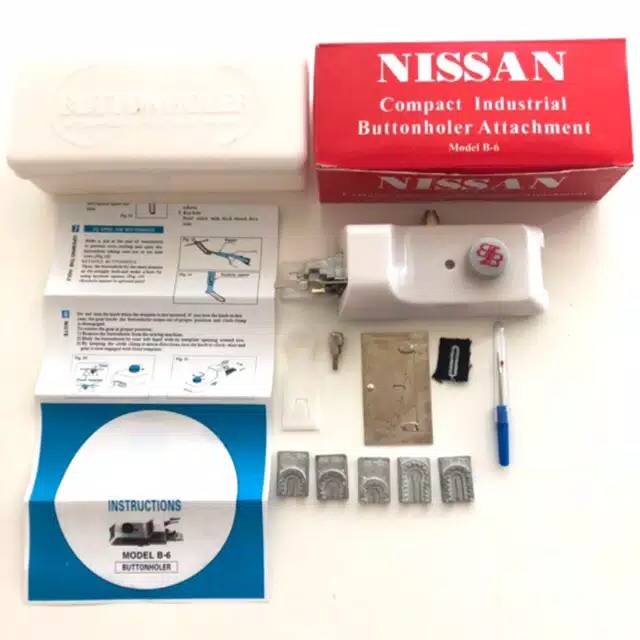 SEPATU LOBANG KANCING NISSAN