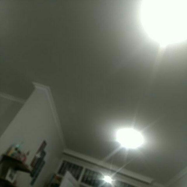 Kamper Unicorn Putih