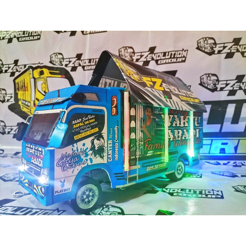 Miniatur Truk oleng Wahyu abadi Termurah Lampu Strobo