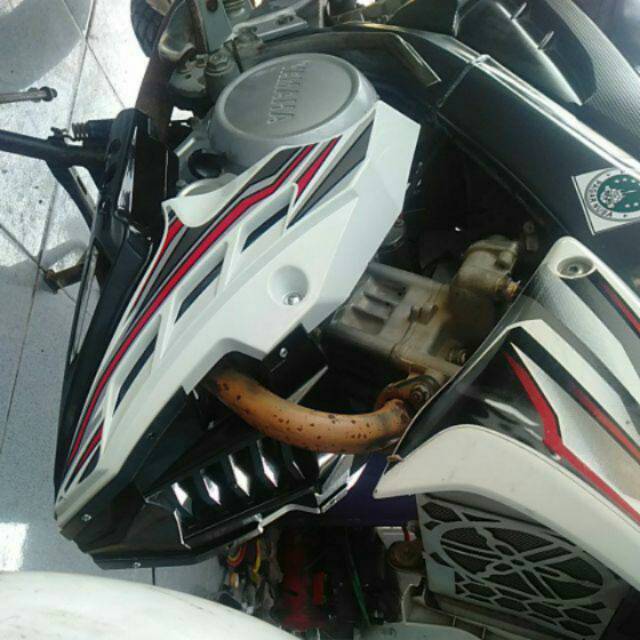 Tutup mesin vixion new Vixion lama