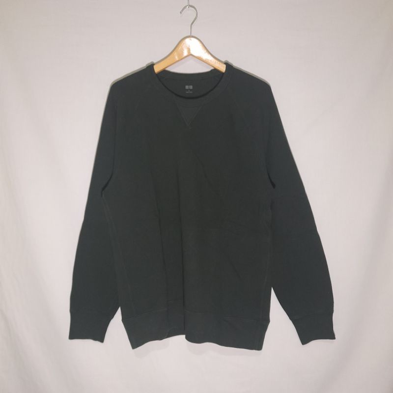 crewneck uniqlo green army