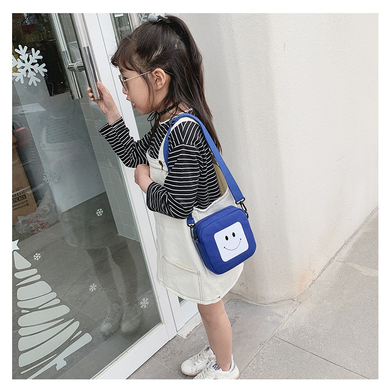 Tas selempang korea anak perempuan smile square