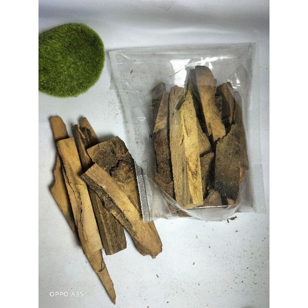 Buhur stik kayu gaharu Kalimantan