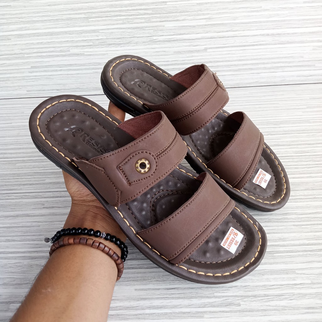 sandal kulit pria resist original sandal distro laki laki sepatu sendal pria wanita casual sendal pria fashions model terbaru sendal pria model terbaru untuk lebaran sandal outdoor sendal kulit tali dua pria terlaris