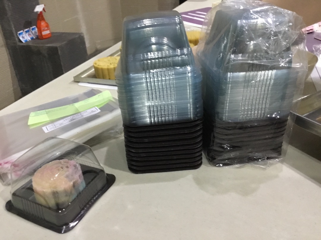 1 Pack (50 Pcs) Mika Brownies Mini Ukuran 5,5x5,5x5 Cm