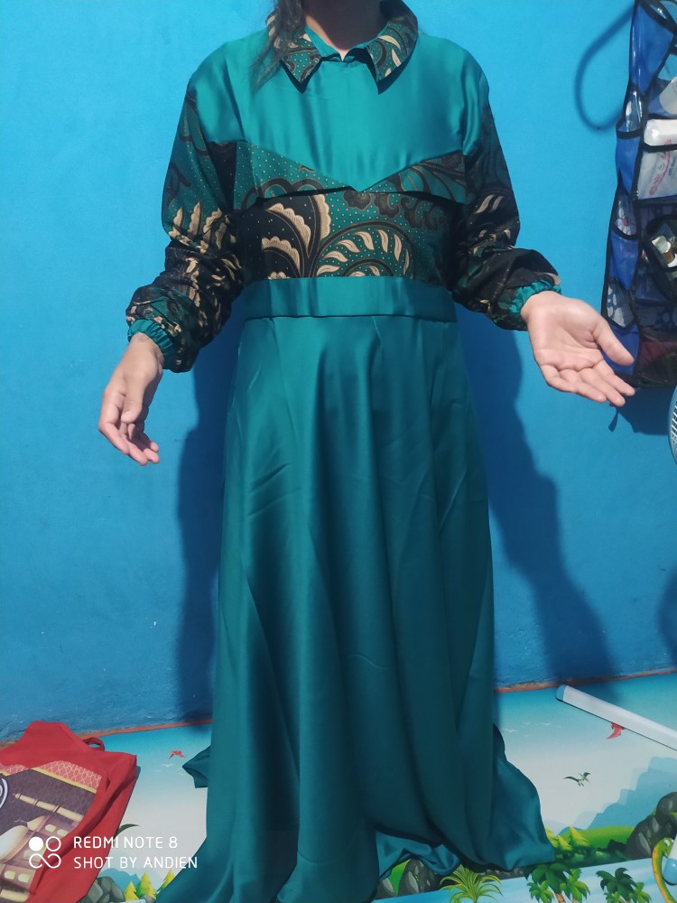 Couple Batik Family • Gamis Kombinasi Velvet Hijau • Couple Keluarga • Kebaya