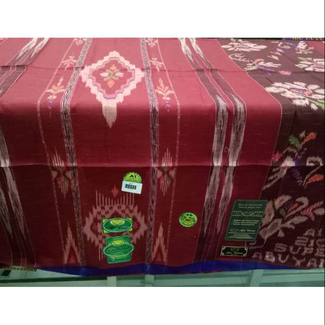 Sarung Abu Yaman sutra 210