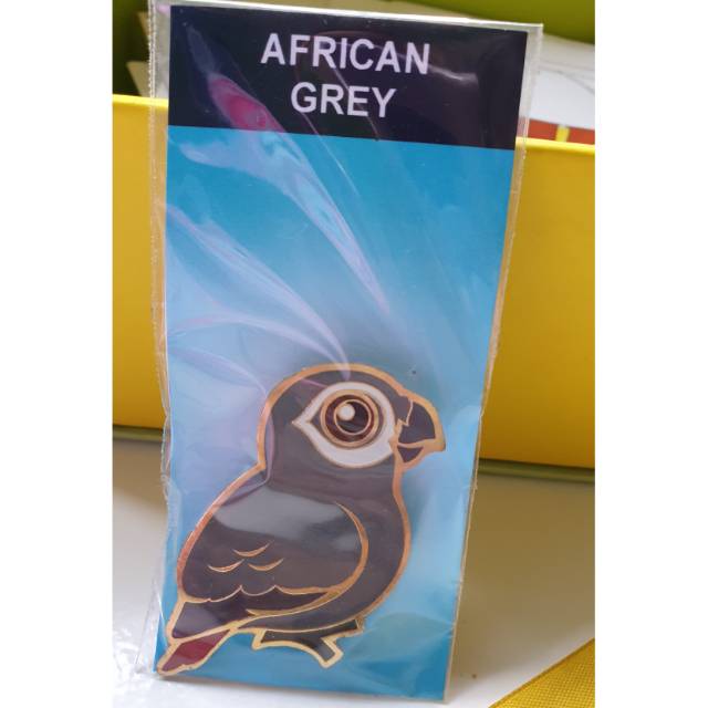 Pin Bros karakter burung African Grey